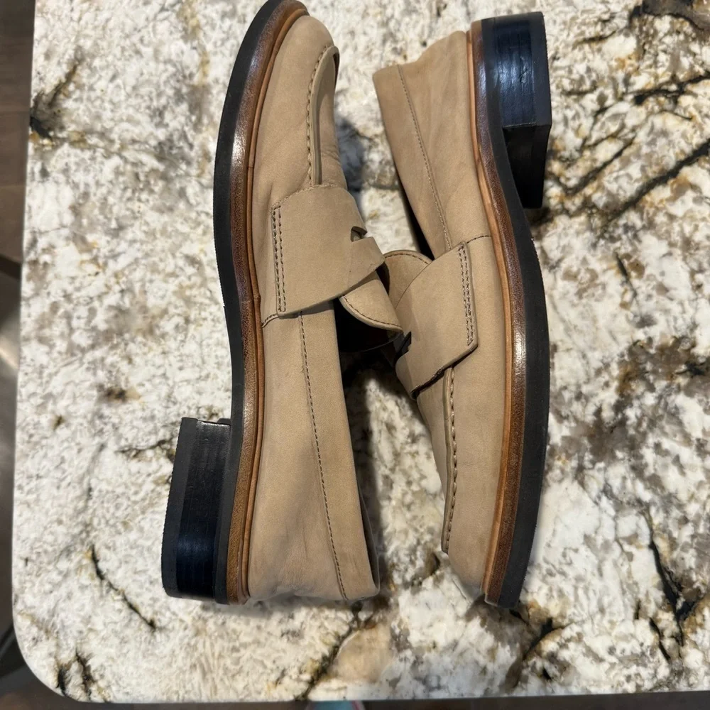 Rag & Bone Slayton Nubuck Women’s Loafer Size 40, US Size 9-9.5. EUC